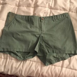 Side panel maternity shorts GAP